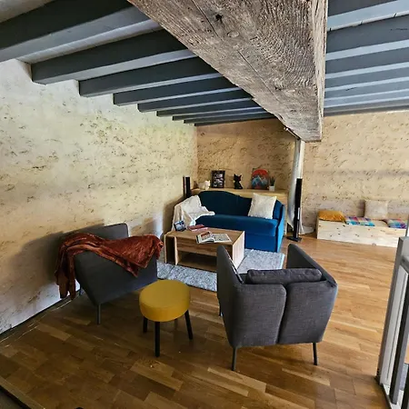 L'intendance - Calme Et Cosy, Vieilles Pierres