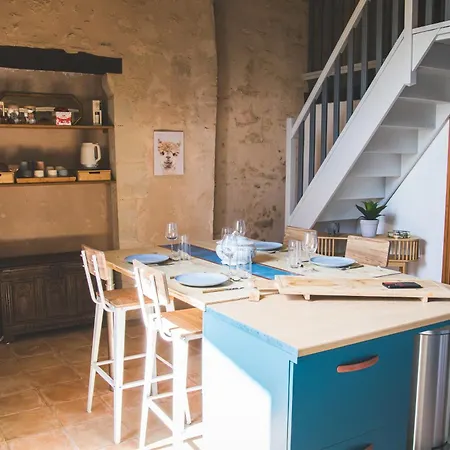 L'intendance - Calme Et Cosy, Vieilles Pierres Apartment *